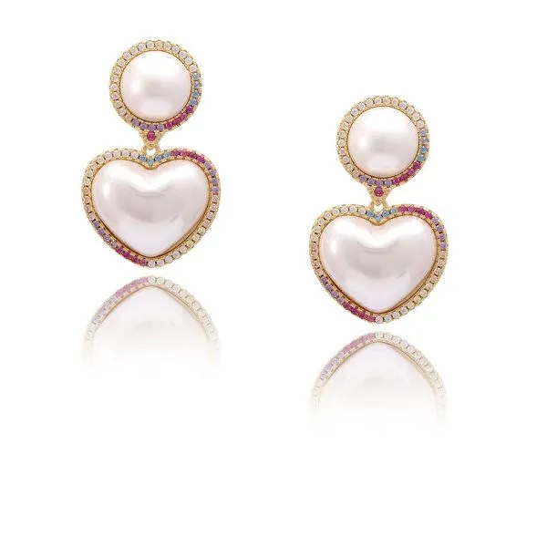 دل کے سائز کا شیل پرل کی بالی ڈراپ