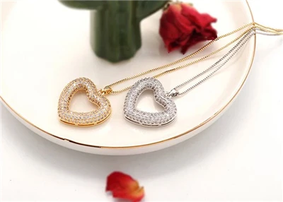 KISS DIAMOND Has Successfully Completed The Production Of A Large Batch Of OEM Orders For A French Fashion Accessory Brand. KISS DIAMOND Has Successfully Completed The Production Of A Large Batch Of OEM Orders For A French Fashion Accessory Brand.